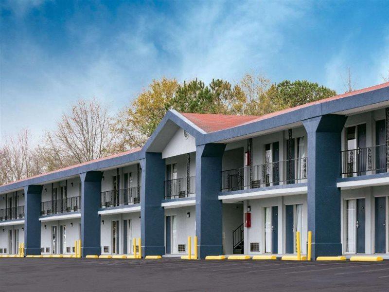 Super 8 By Wyndham Locust Grove Motel Kültér fotó